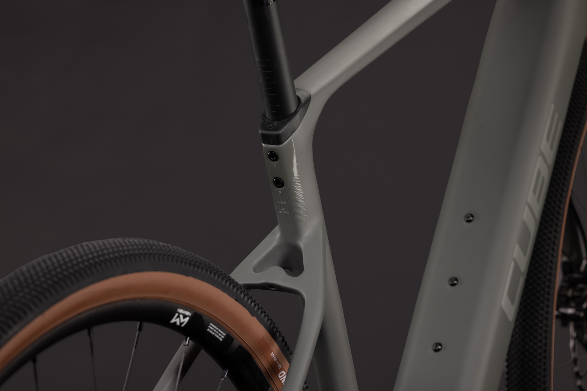 CUBE Nuroad Hybrid C:62 Race 400X — gravel, Urban Cycle Nantes — vue 7