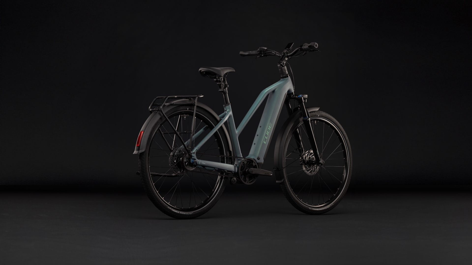 CUBE Touring Hybrid Deluxe SLX 800 — vélo de trekking, Urban Cycle Nantes — vue 9