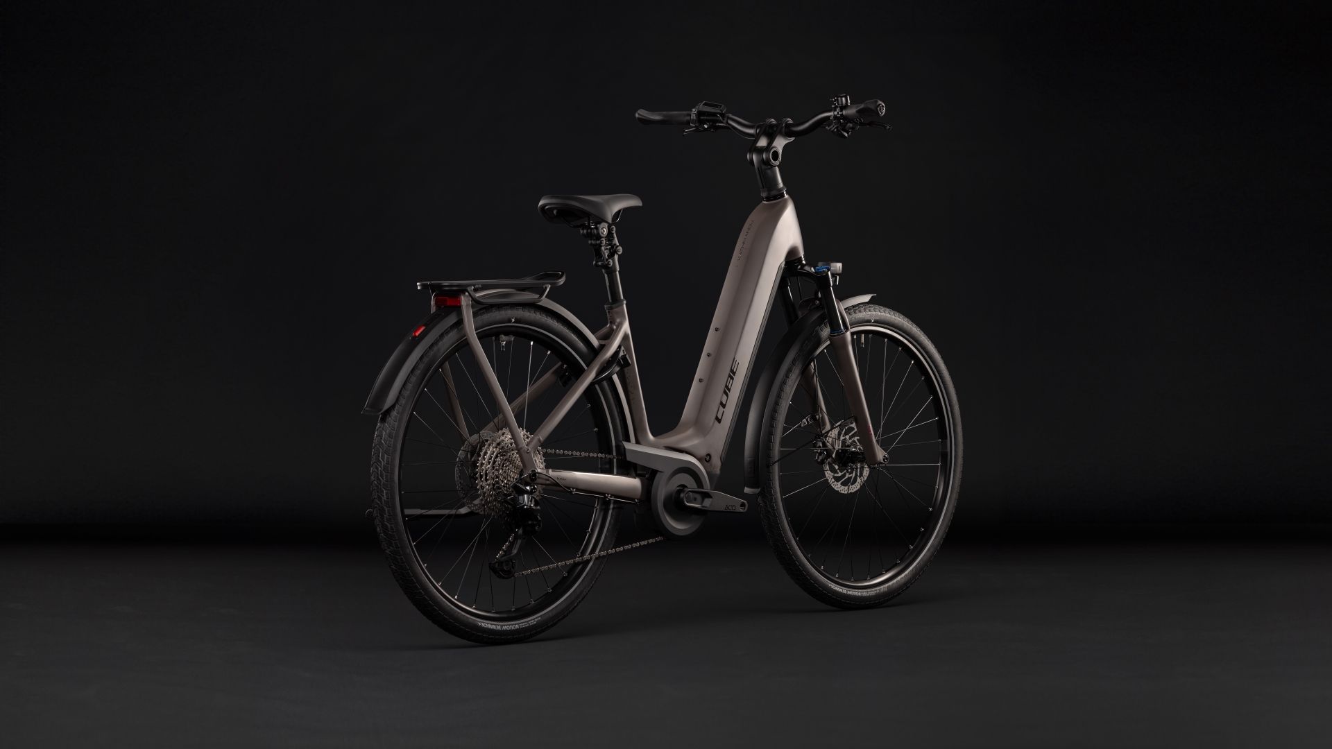 CUBE Kathmandu Hybrid ONE 800 — vélo de trekking, Urban Cycle Nantes — vue 9
