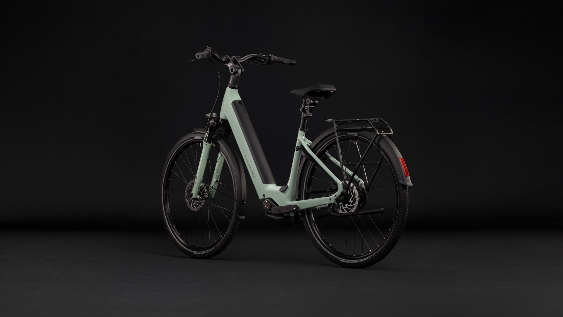 CUBE Supreme Hybrid Deluxe ONE 600 — vélo de trekking, Urban Cycle Nantes — vue 4