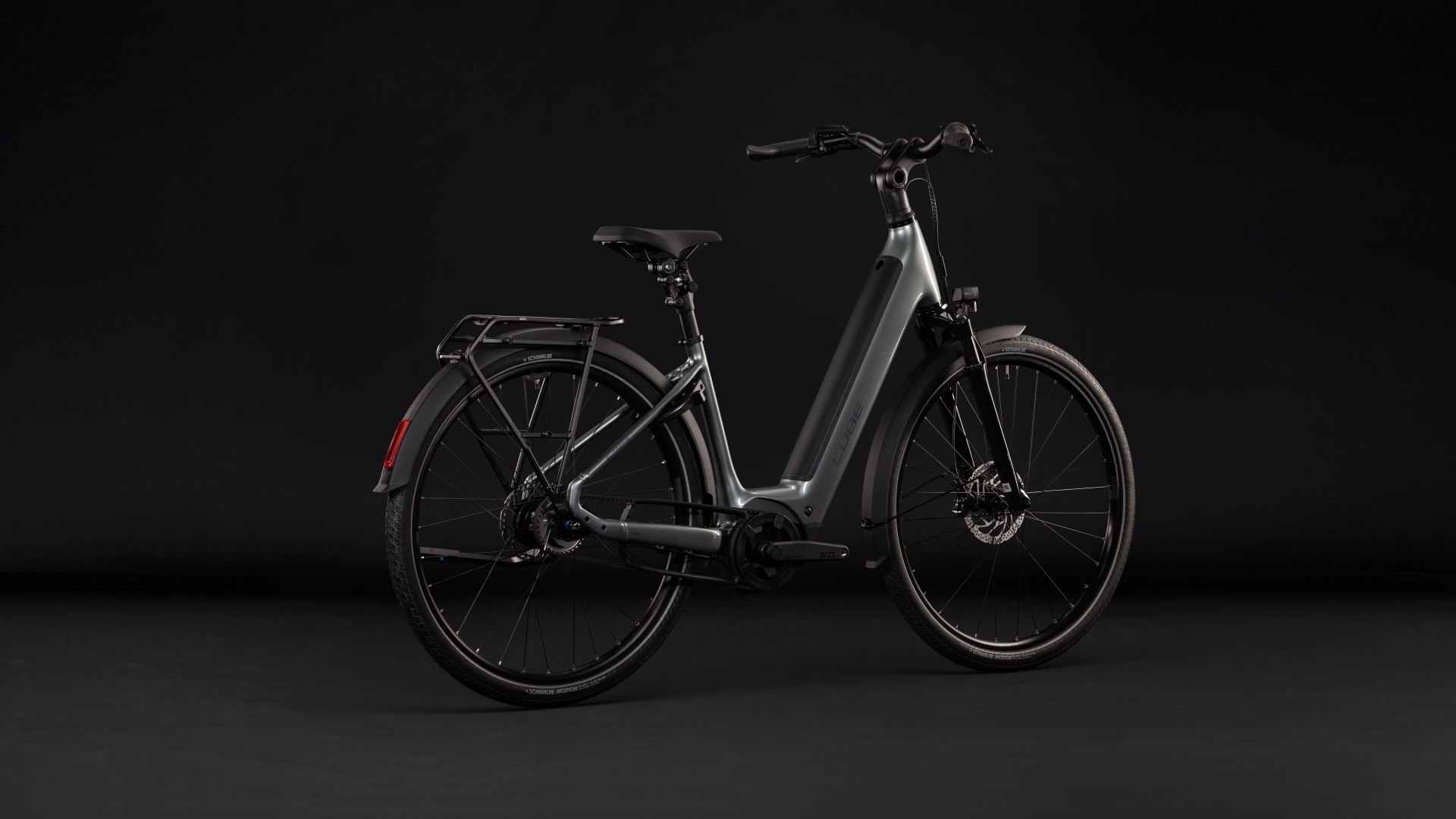 CUBE Supreme RT Hybrid Deluxe EX 600 — vélo de trekking, Urban Cycle Nantes — vue 2
