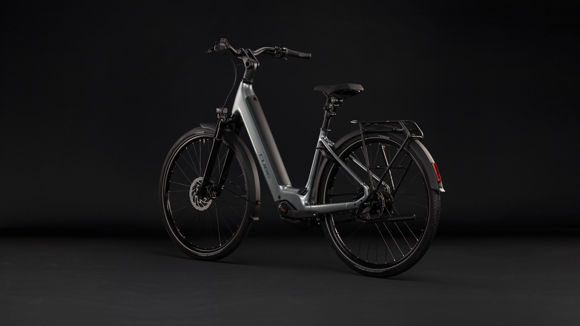 CUBE Supreme RT Hybrid Deluxe EX 600 — vélo de trekking, Urban Cycle Nantes — vue 4