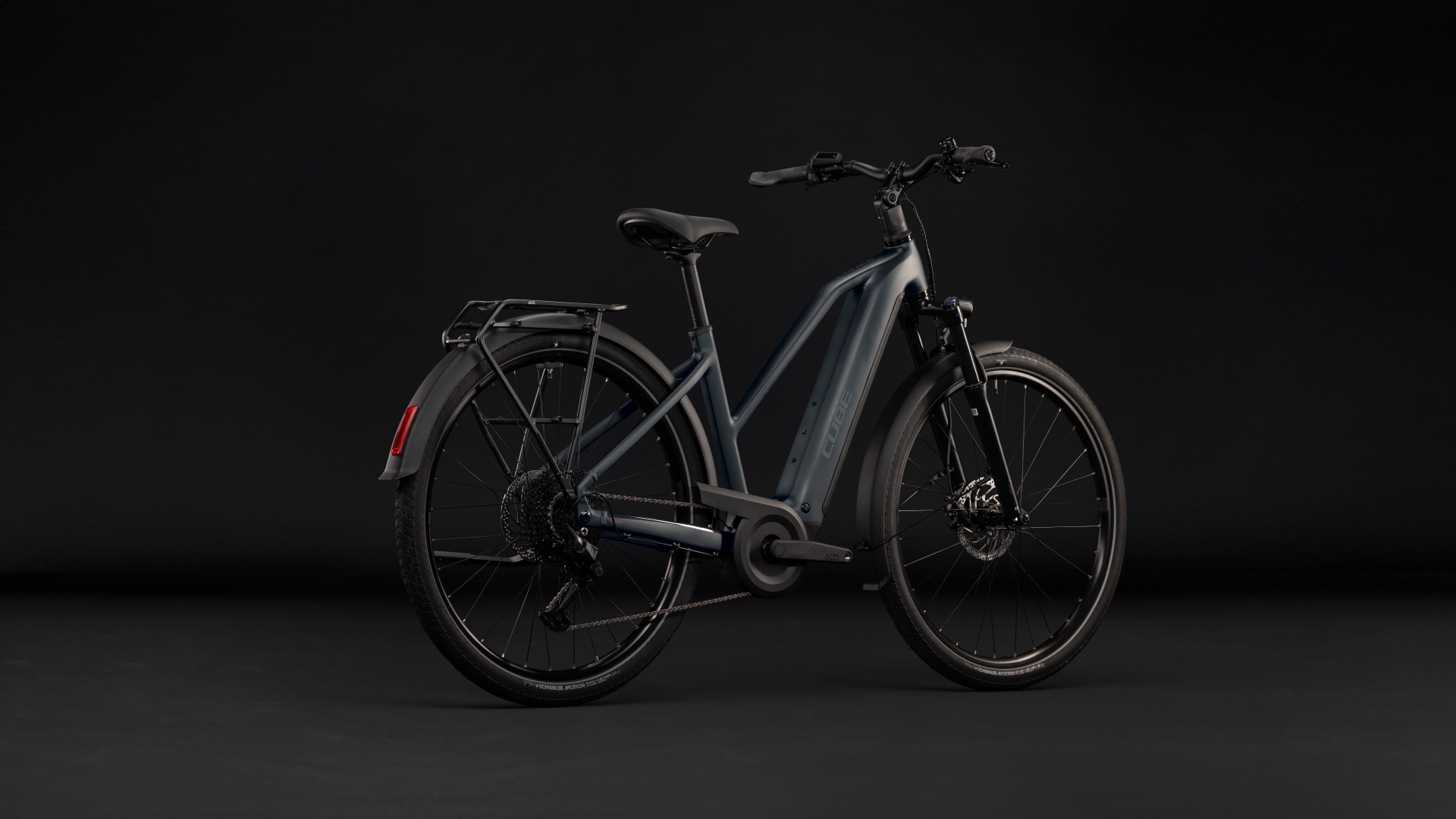 CUBE Touring Hybrid ONE 600 — vélo de trekking, Urban Cycle Nantes — vue 9