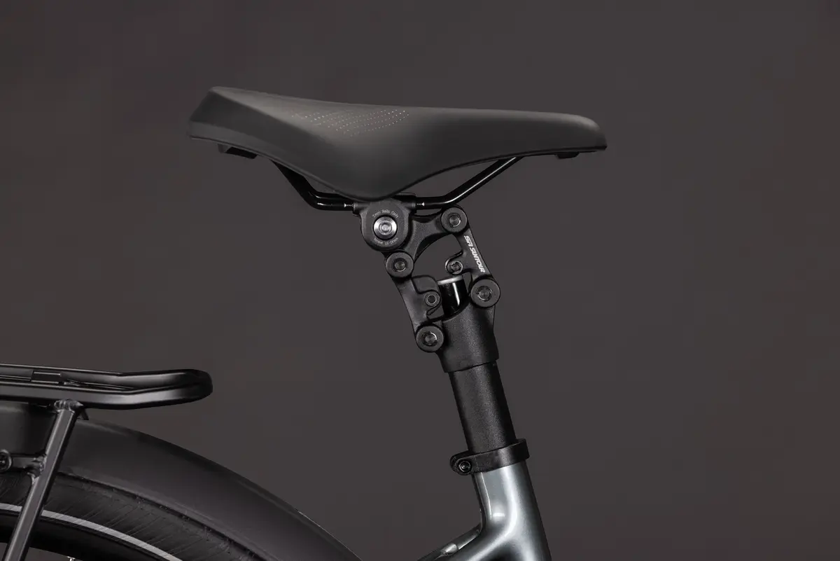 CUBE Supreme RT Hybrid Deluxe EX 600 — vélo de trekking, Urban Cycle Nantes — vue 9