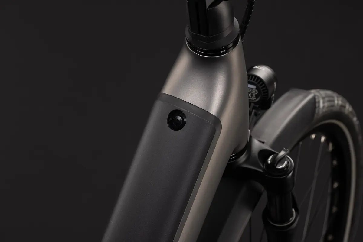 CUBE Supreme Hybrid Deluxe SLX 600 — vélo de trekking, Urban Cycle Nantes — vue 6