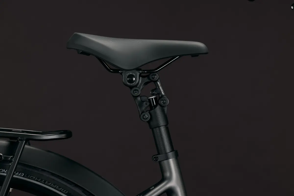 CUBE Supreme Hybrid Deluxe SLT 600 — vélo de trekking, Urban Cycle Nantes — vue 9