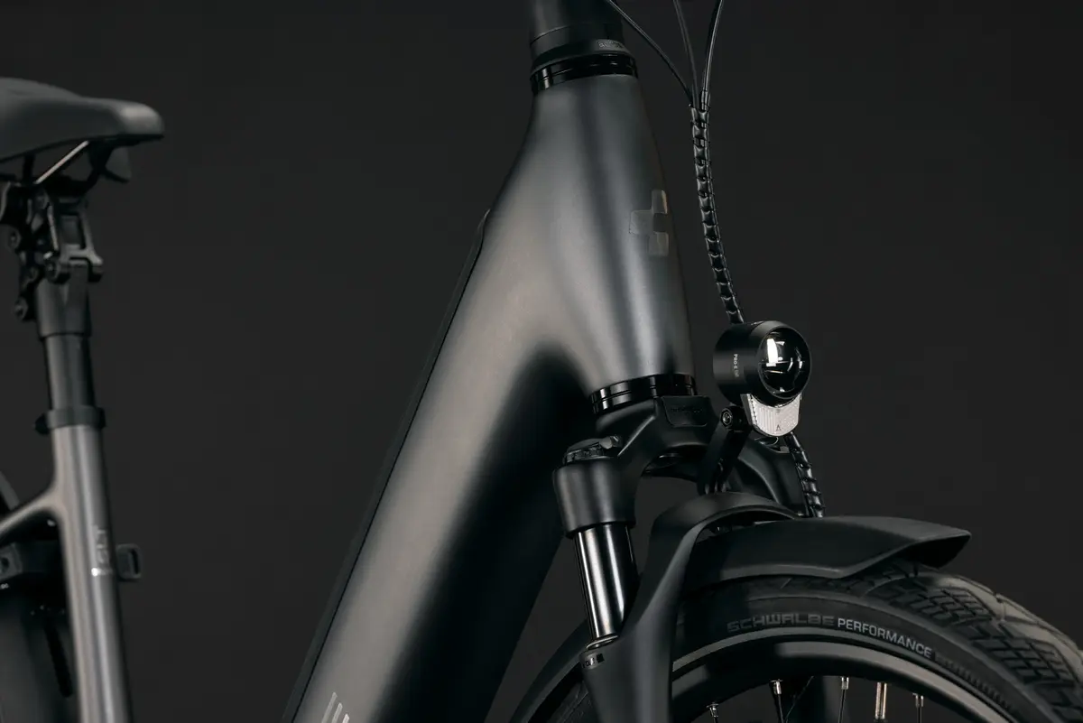 CUBE Supreme Hybrid Deluxe SLT 600 — vélo de trekking, Urban Cycle Nantes — vue 10