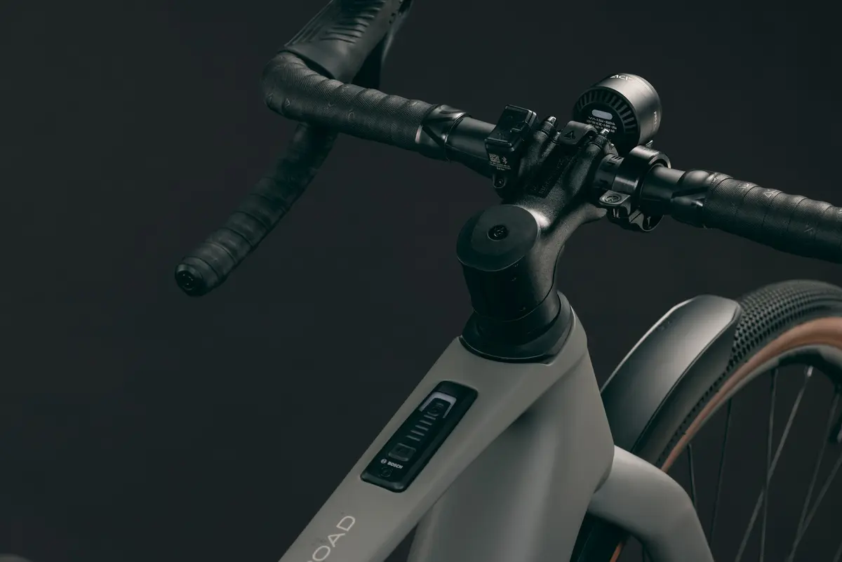 CUBE Nuroad Hybrid C:62 Race 400X FE — gravel, Urban Cycle Nantes — vue 6