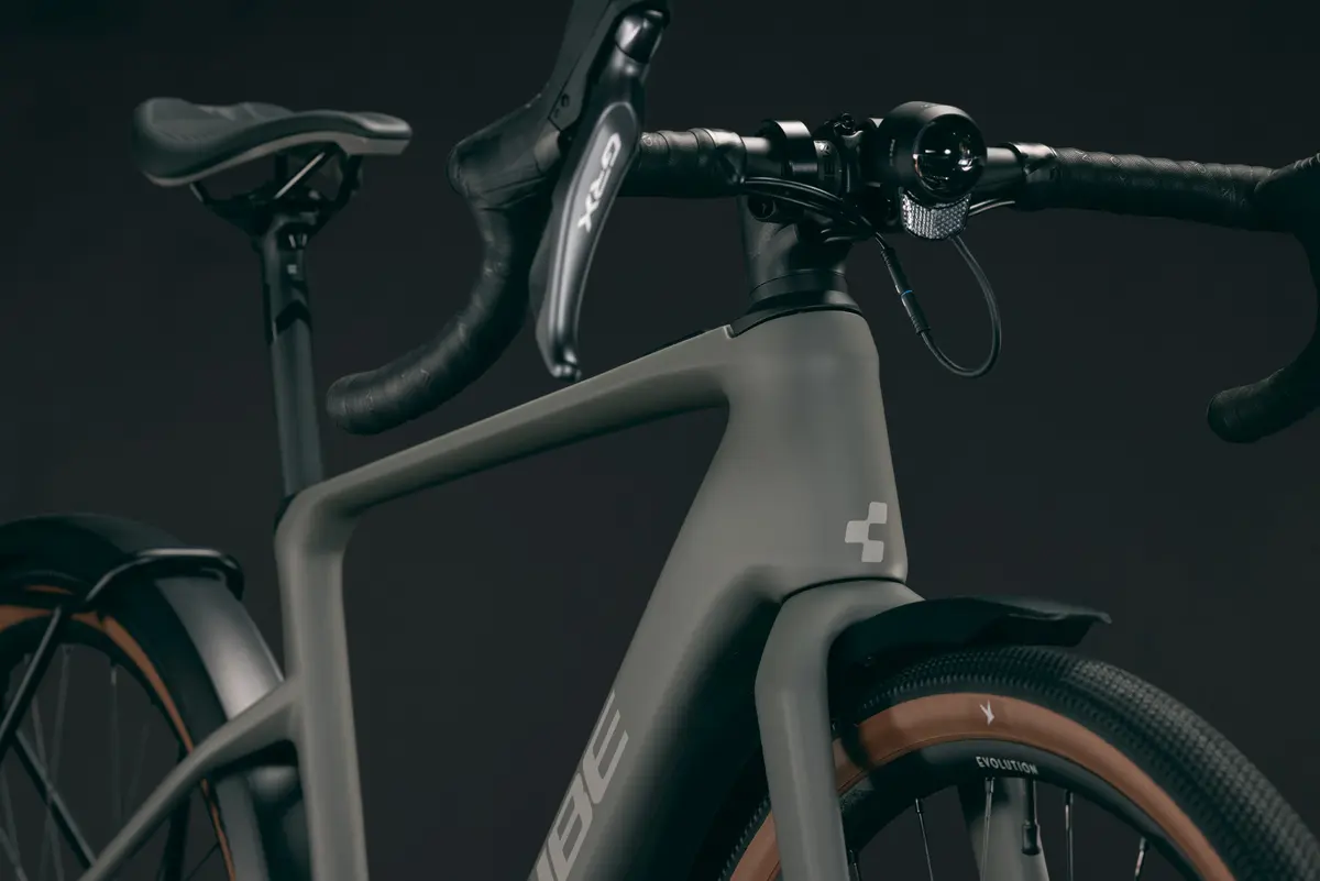 CUBE Nuroad Hybrid C:62 Race 400X FE — gravel, Urban Cycle Nantes — vue 10