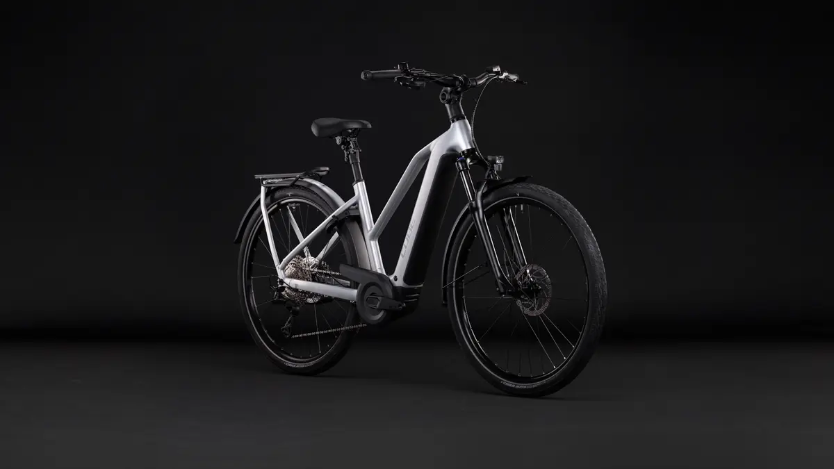 CUBE Kathmandu Hybrid ONE 800 — vélo de trekking, Urban Cycle Nantes — vue 11