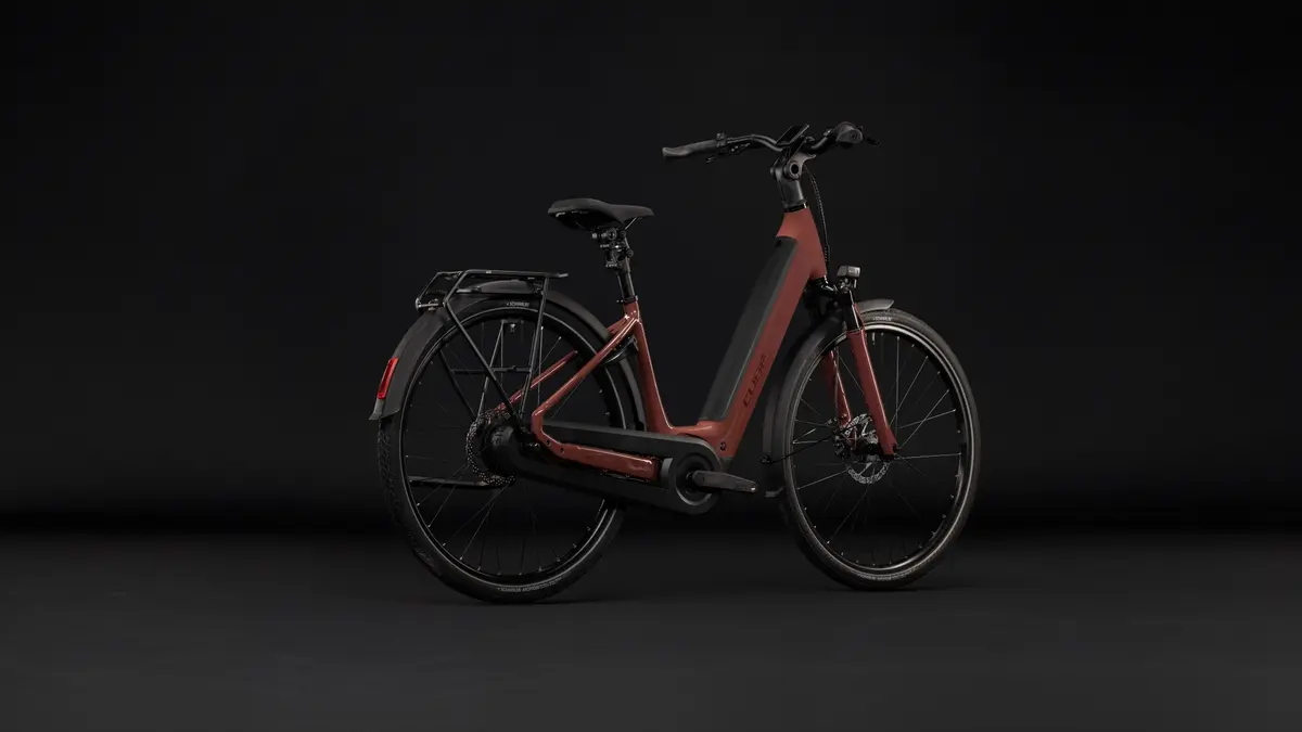 CUBE Supreme Hybrid Comfort Pro 600 — vélo de trekking, Urban Cycle Nantes — vue 3