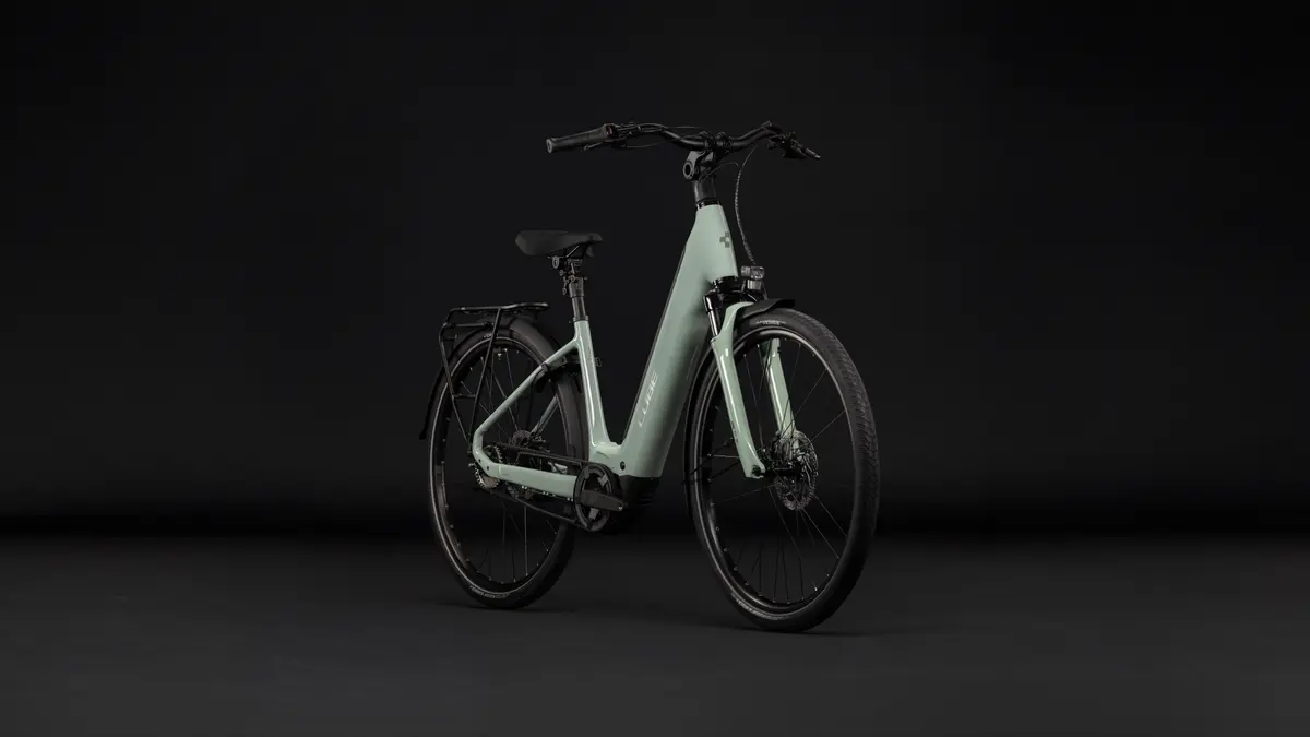 CUBE Supreme Hybrid Deluxe ONE 600 — vélo de trekking, Urban Cycle Nantes — vue 2