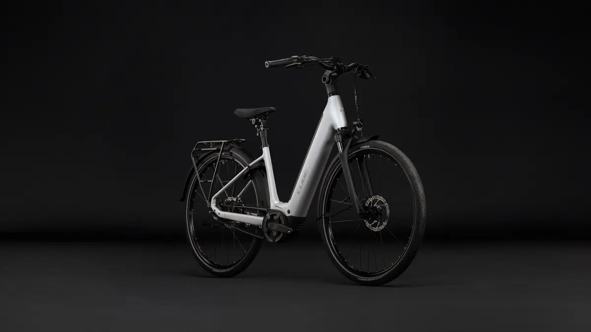 CUBE Supreme Hybrid Deluxe Pro 600 — vélo de trekking, Urban Cycle Nantes — vue 8