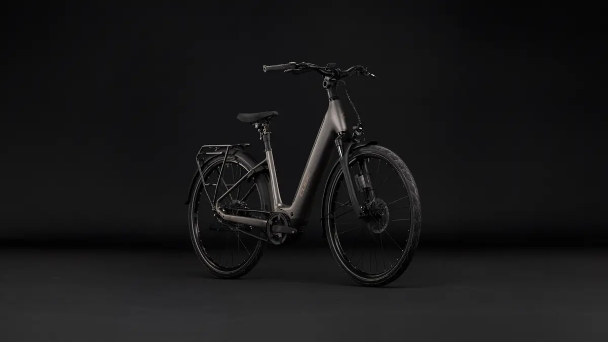 CUBE Supreme Hybrid Deluxe SLX 600 — vélo de trekking, Urban Cycle Nantes — vue 2