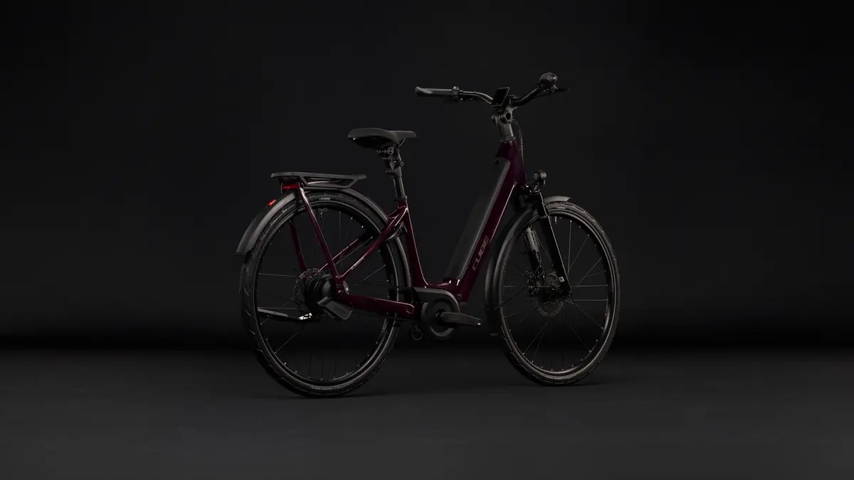 CUBE Supreme Hybrid C:62 Deluxe SLT 600 — vélo de trekking, Urban Cycle Nantes — vue 3