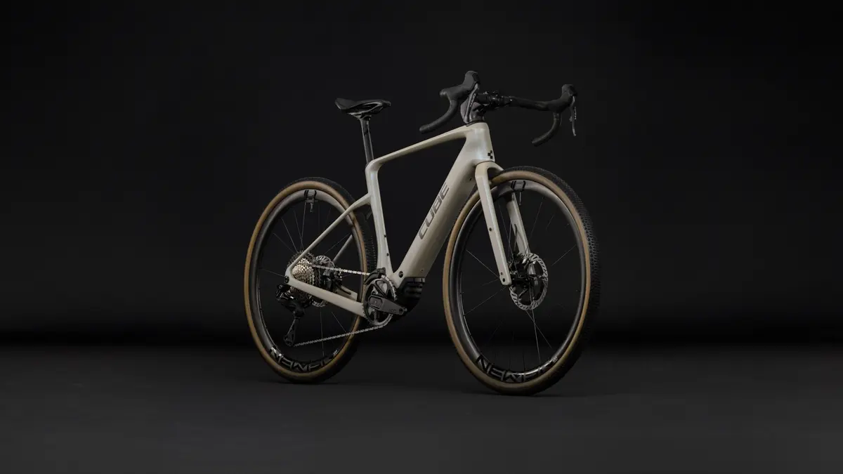 CUBE Nuroad Hybrid C:62 SLX 400X — gravel, Urban Cycle Nantes — vue 2