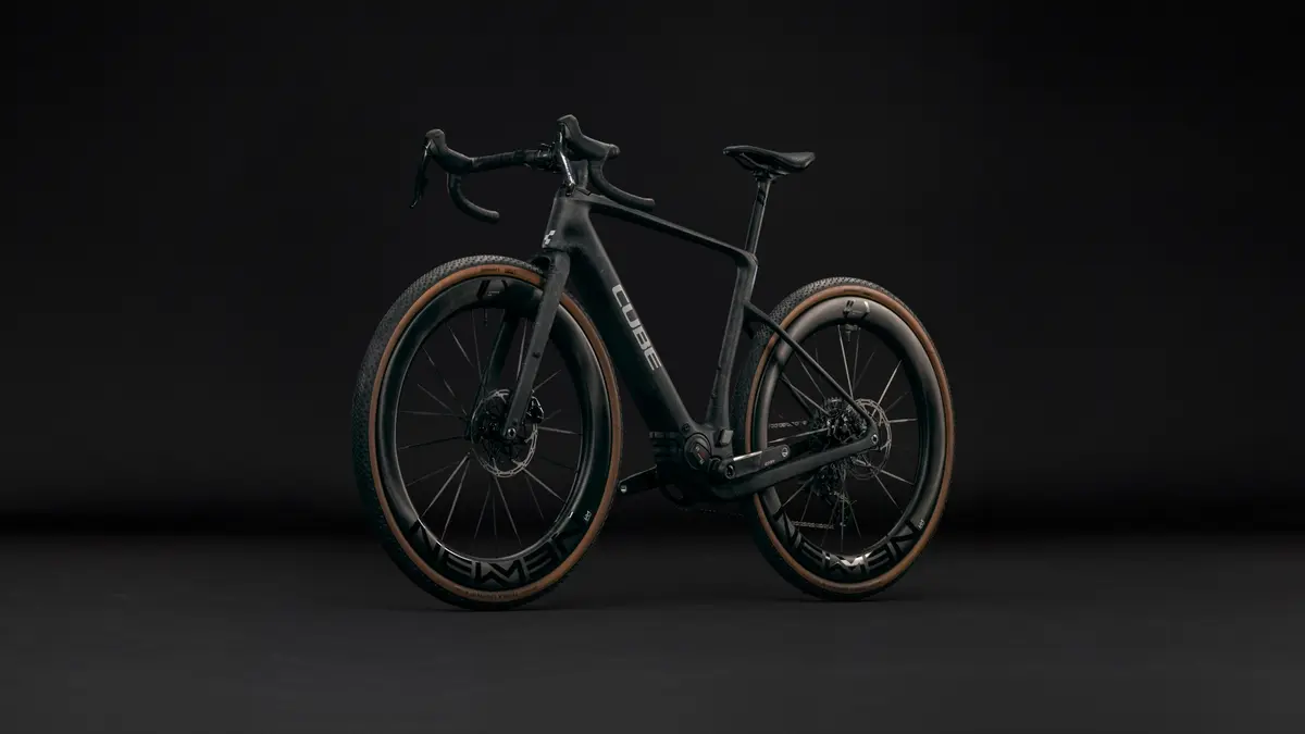 CUBE Nuroad Hybrid C:62 SLT 400X — gravel, Urban Cycle Nantes — vue 4