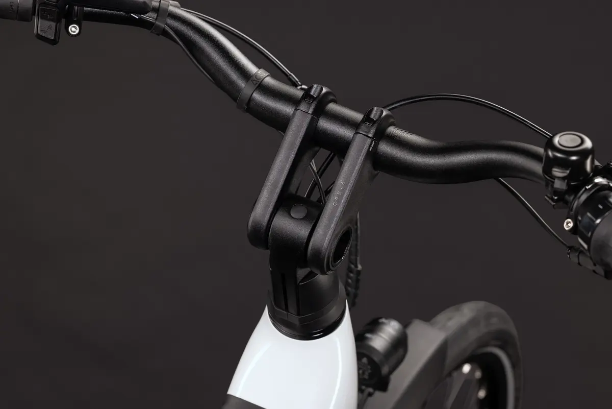 CUBE Supreme RT Hybrid Comfort EX 600 — vélo de trekking, Urban Cycle Nantes — vue 6
