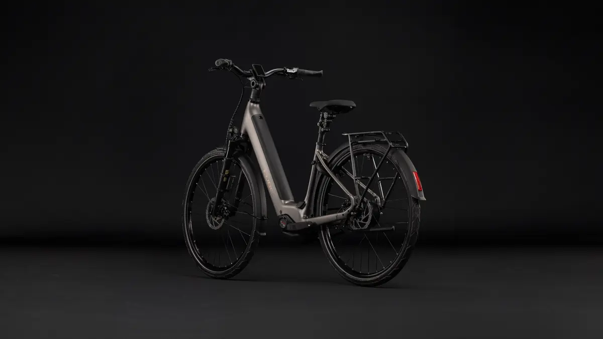 CUBE Supreme Hybrid Deluxe SLX 600 — vélo de trekking, Urban Cycle Nantes — vue 5