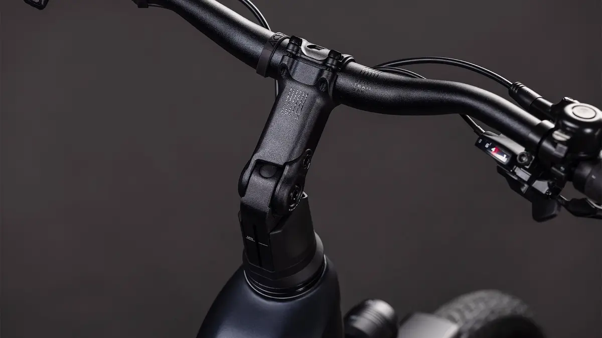 CUBE Touring Hybrid One 600 — vélo de trekking, Urban Cycle Nantes — vue 3