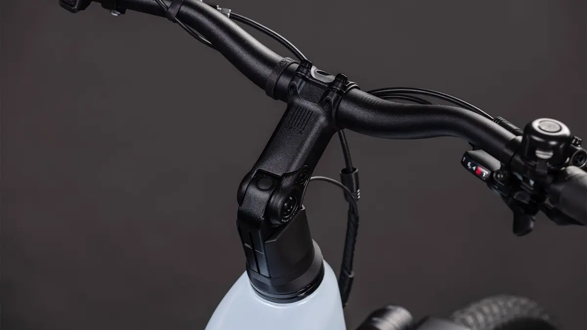 CUBE Touring Hybrid One 600 — vélo de trekking, Urban Cycle Nantes — vue 9