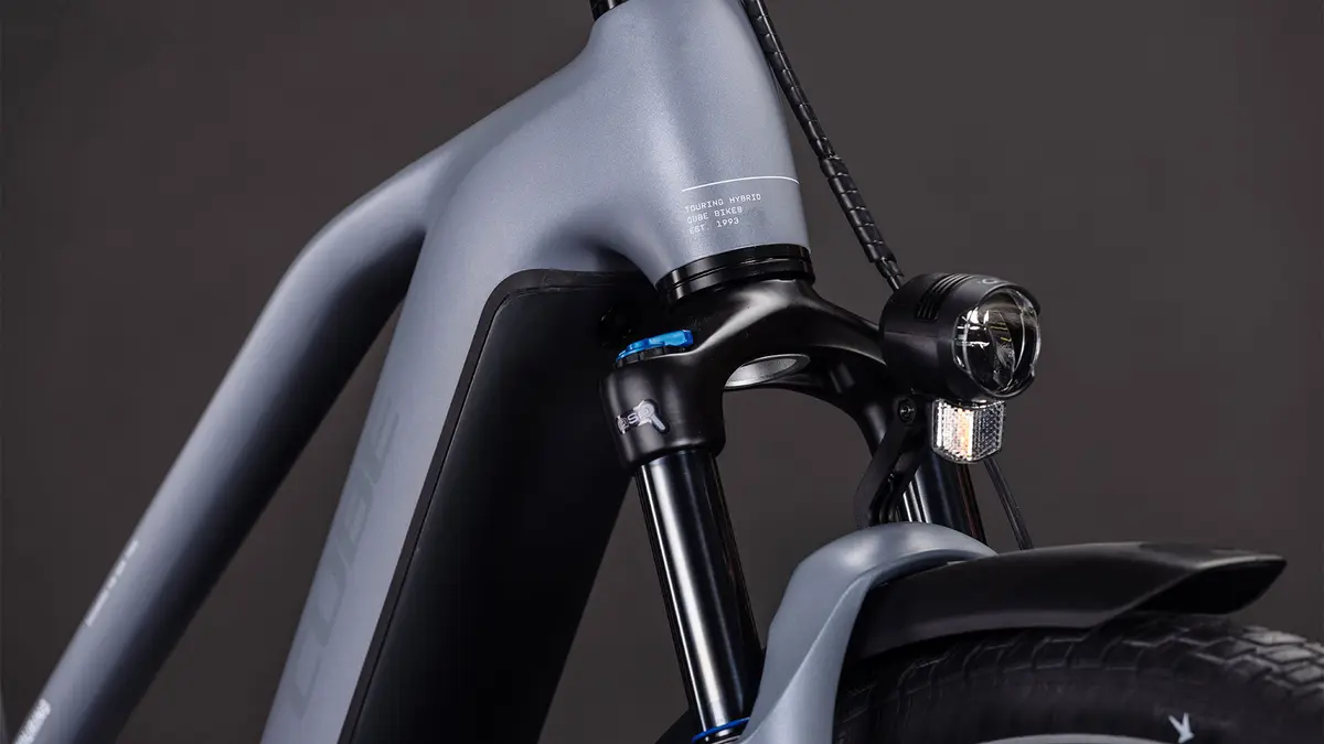 CUBE Touring Hybrid Pro 800 — vélo de trekking, Urban Cycle Nantes — vue 6
