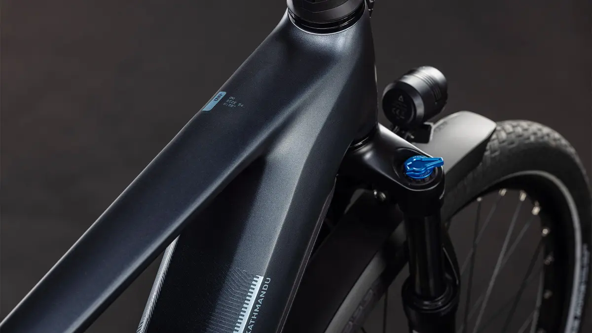 CUBE Kathmandu Hybrid One 800 — vélo de trekking, Urban Cycle Nantes — vue 3