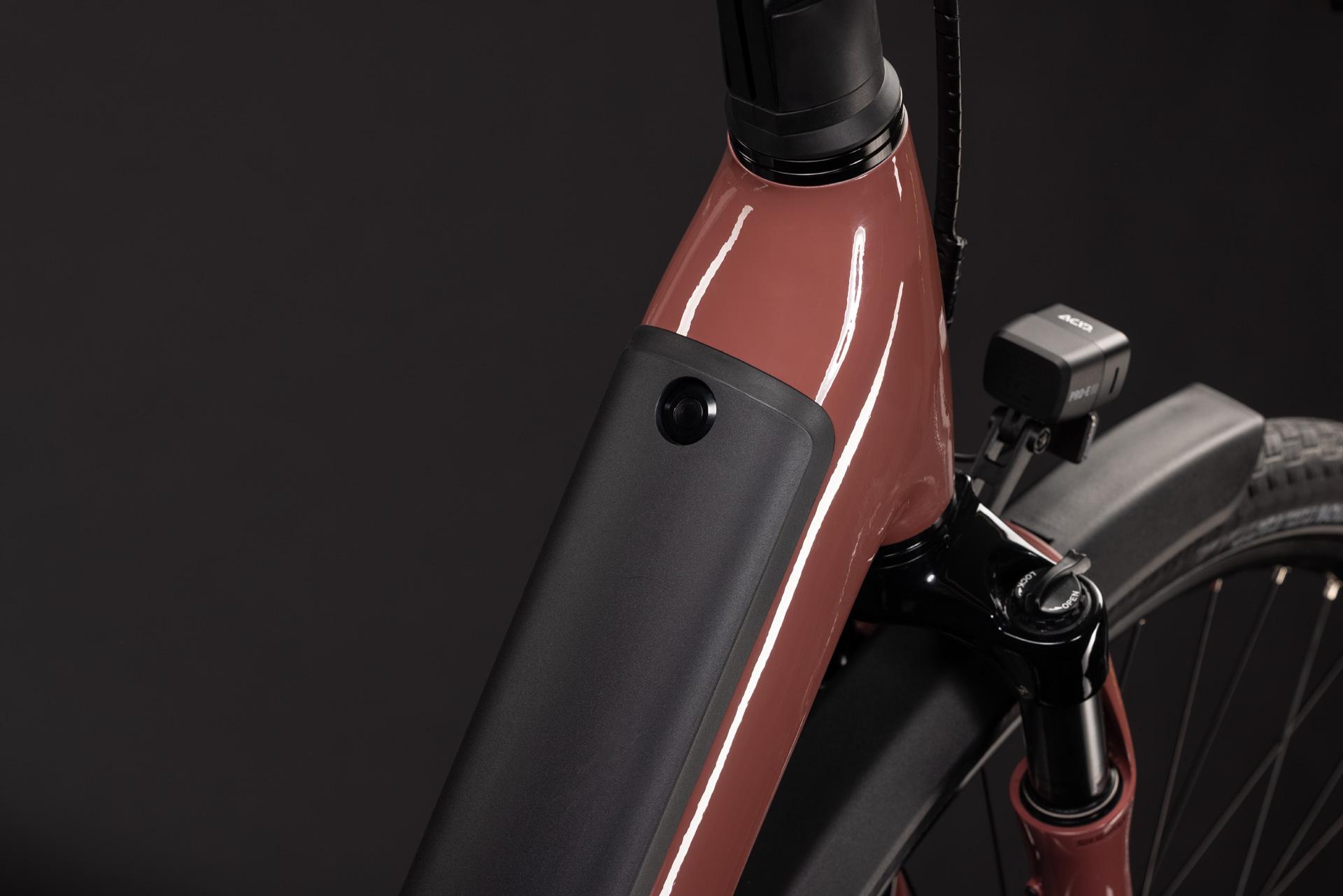 CUBE Supreme Hybrid Comfort Pro 600 — vélo de trekking, Urban Cycle Nantes — vue 6