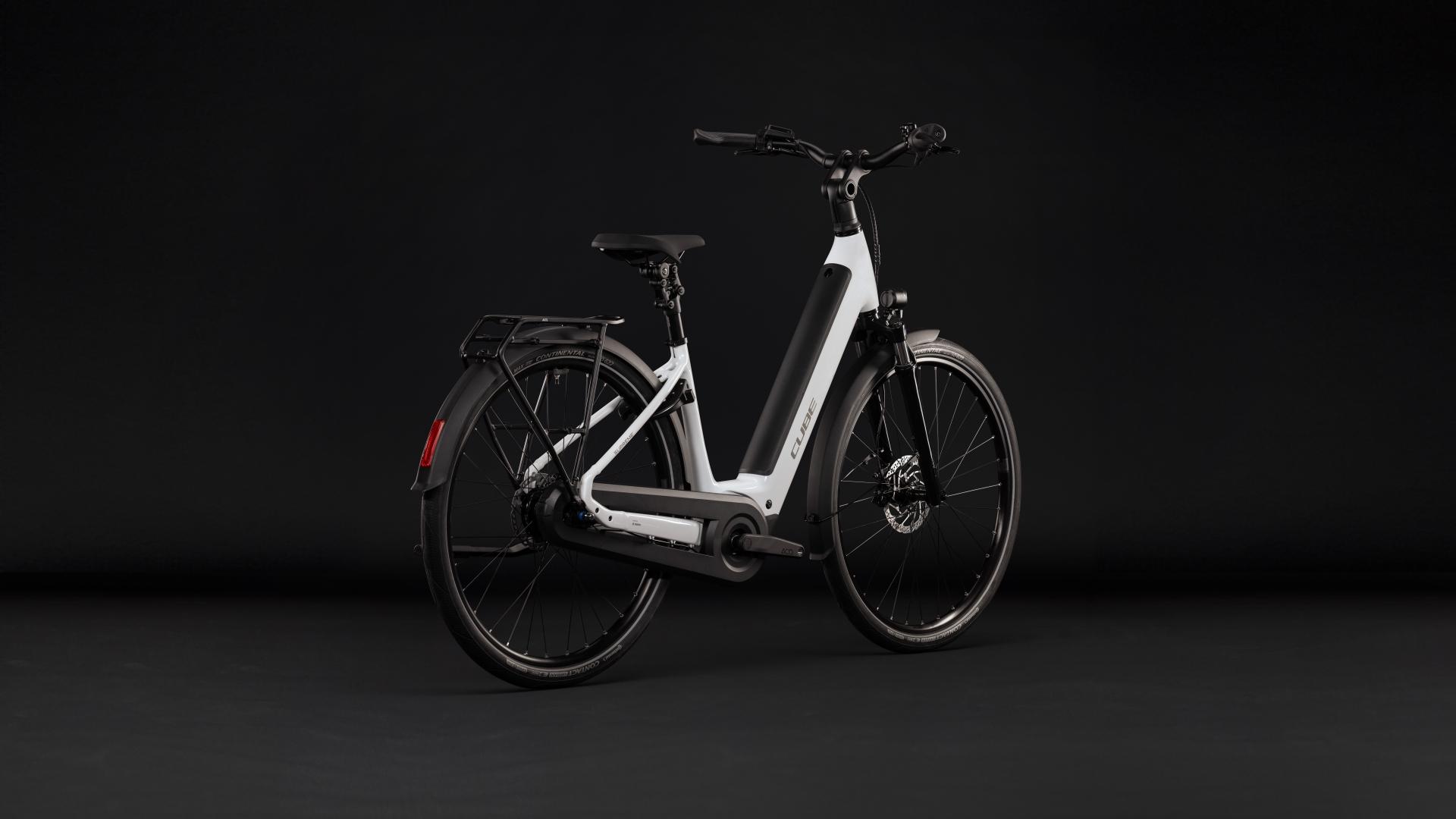 CUBE Supreme RT Hybrid Comfort EX 600 — vélo de trekking, Urban Cycle Nantes — vue 3