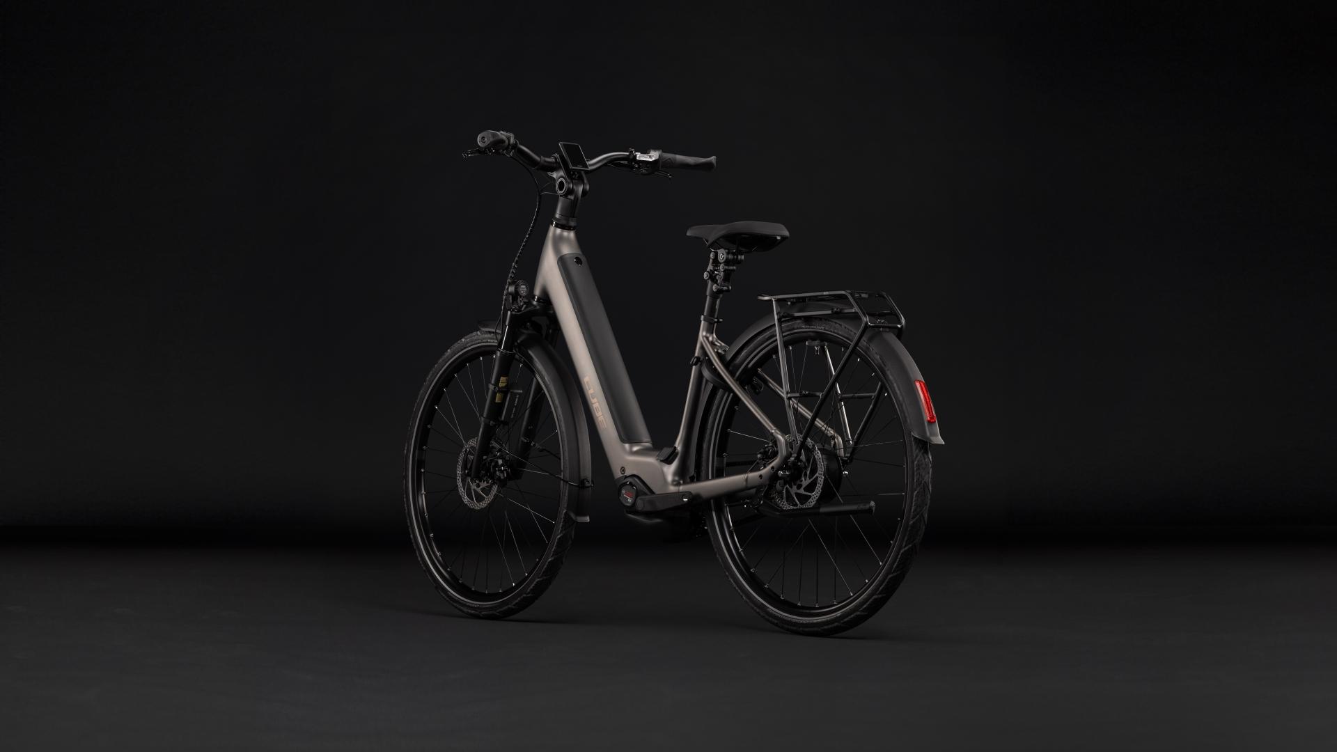 CUBE Supreme Hybrid Deluxe SLX 600 — vélo de trekking, Urban Cycle Nantes — vue 5