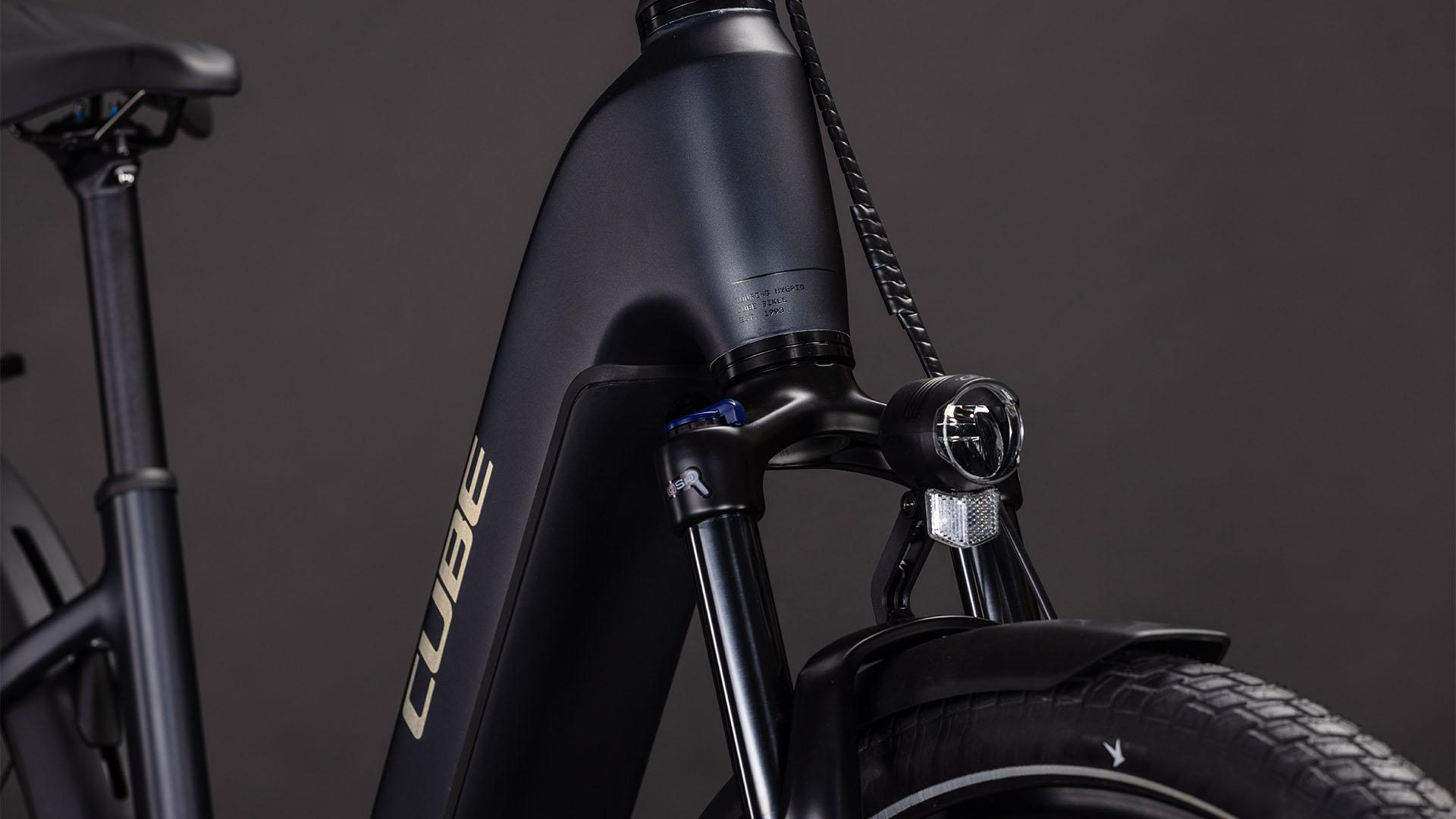 CUBE Touring Hybrid One 600 — vélo de trekking, Urban Cycle Nantes — vue 10