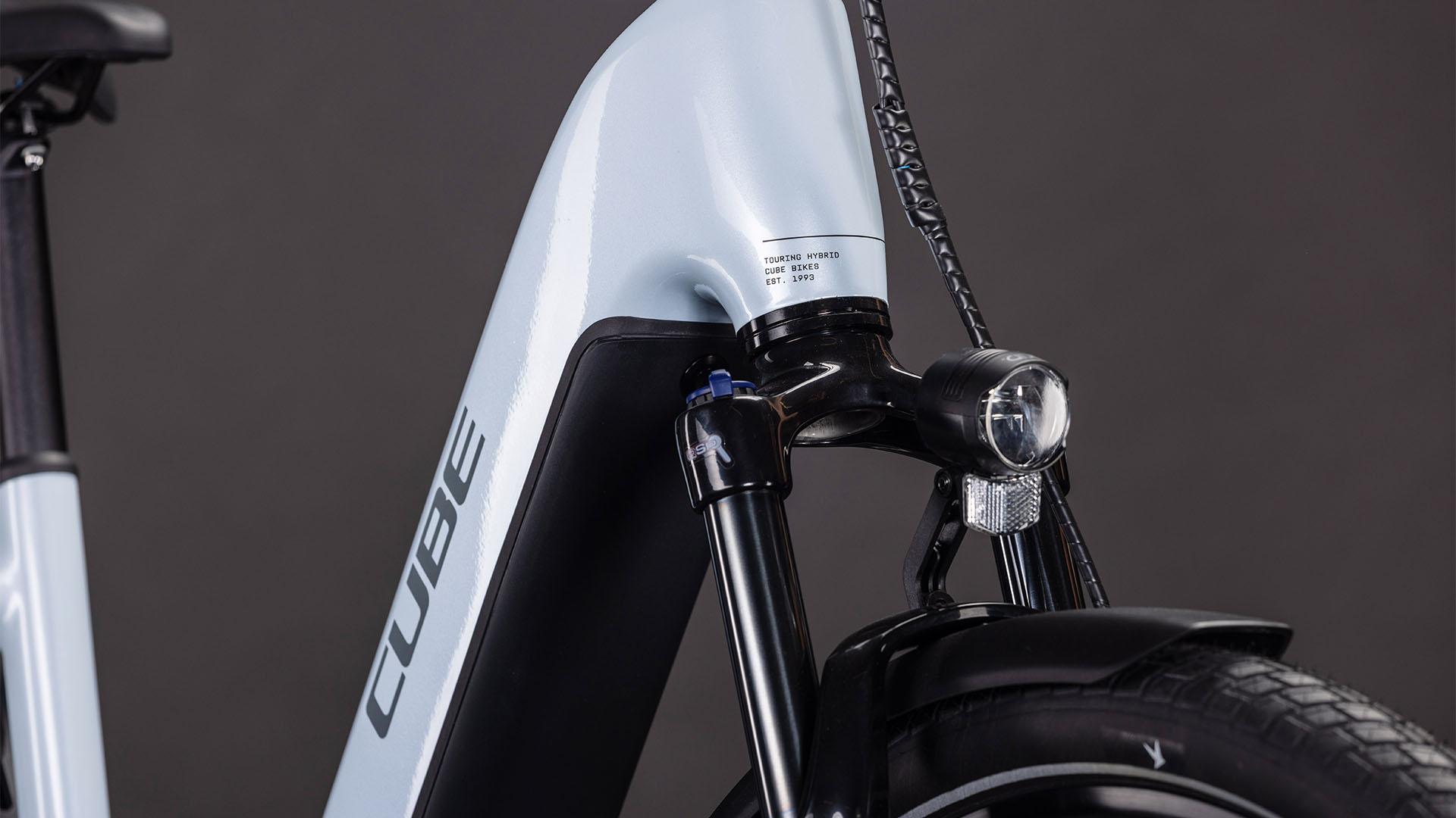 CUBE Touring Hybrid One 600 — vélo de trekking, Urban Cycle Nantes — vue 4