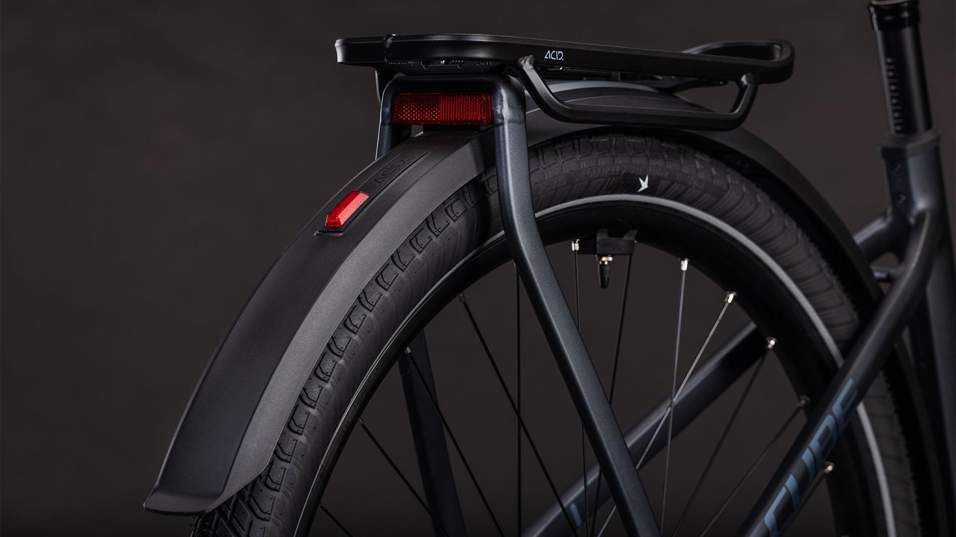 CUBE Kathmandu Hybrid One 800 — vélo de trekking, Urban Cycle Nantes — vue 9