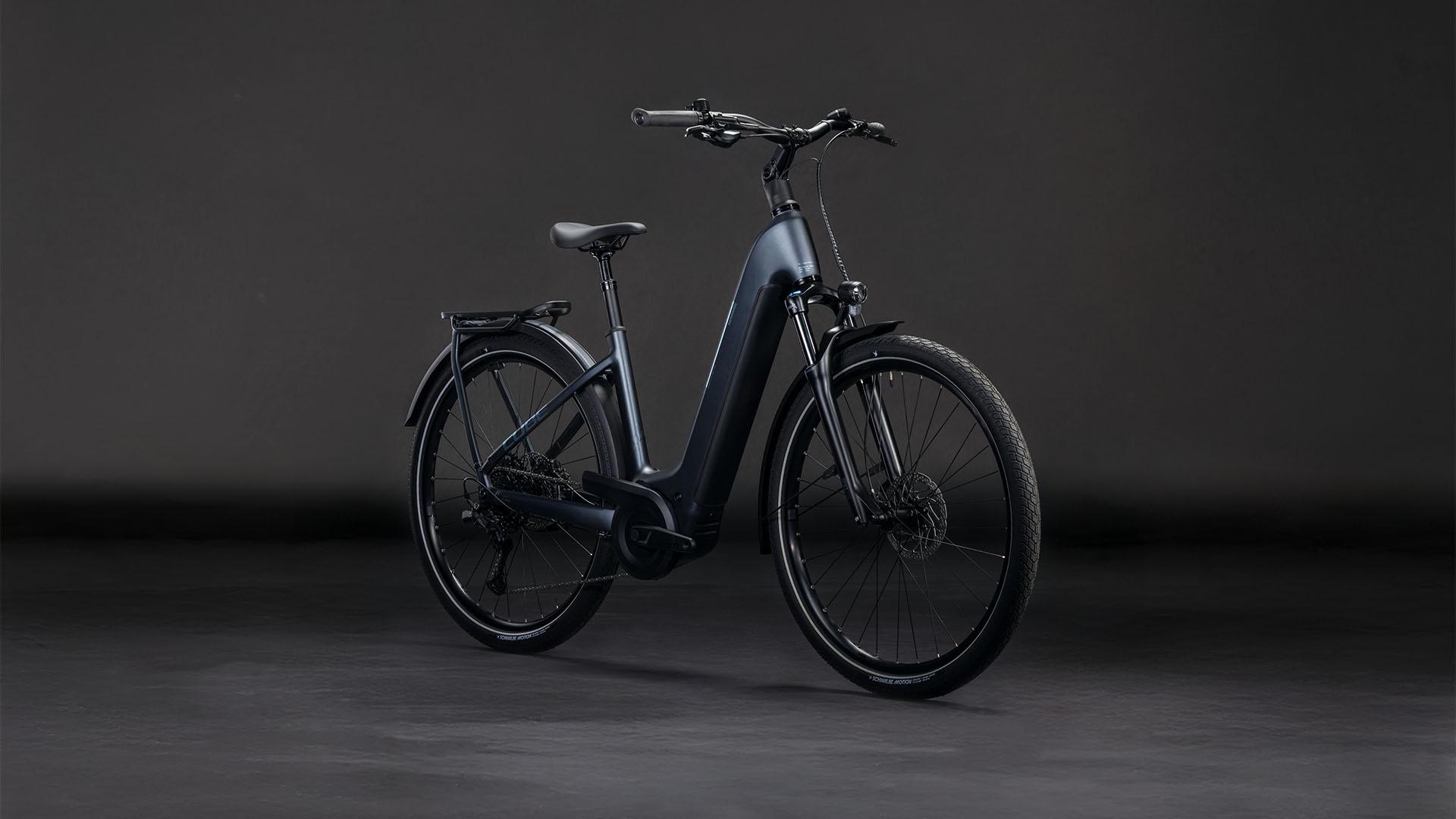 CUBE Kathmandu Hybrid One 800 — vélo de trekking, Urban Cycle Nantes — vue 2