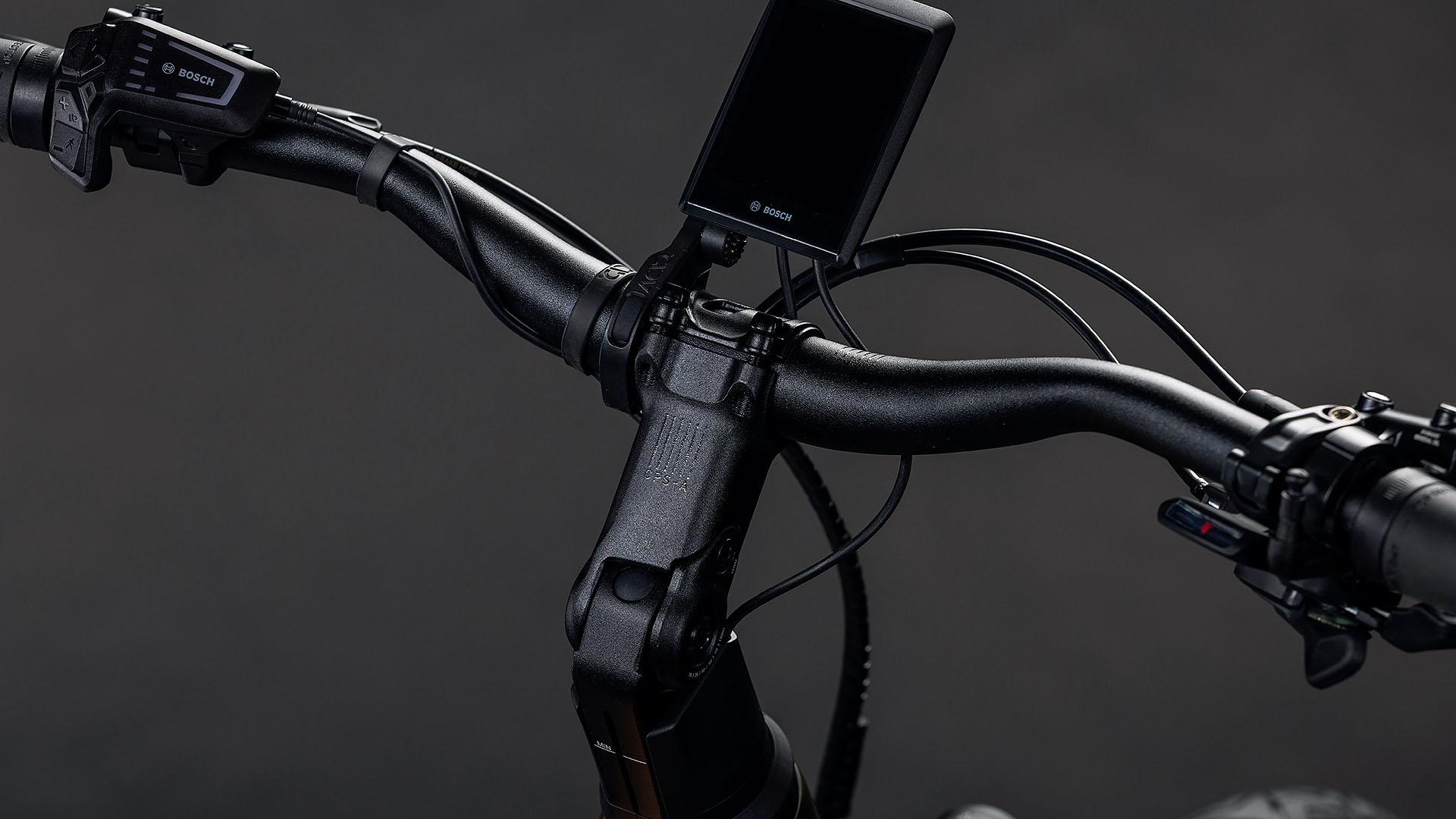 CUBE Kathmandu Hybrid Pro 800 — vélo de trekking, Urban Cycle Nantes — vue 4